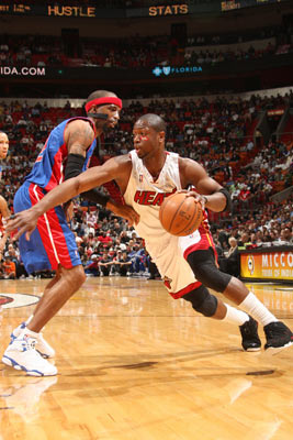 笼边压迫回 笼边压迫回