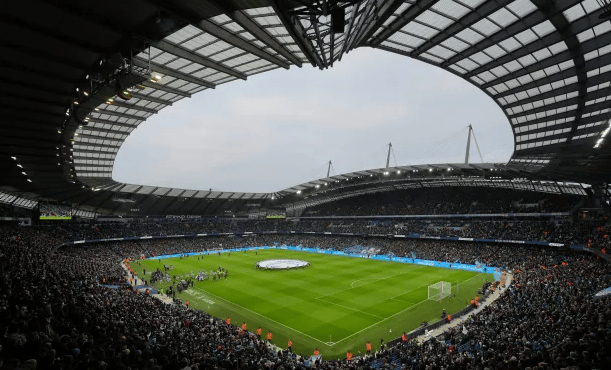 库里空砍31分再创新历史，勇士惨败暴露两大短板亟需交易补强